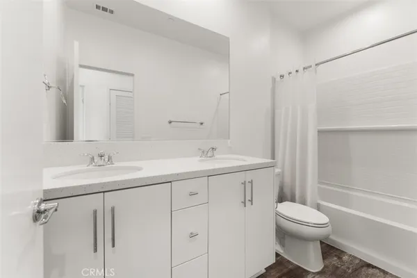 wooden floor in a gallery