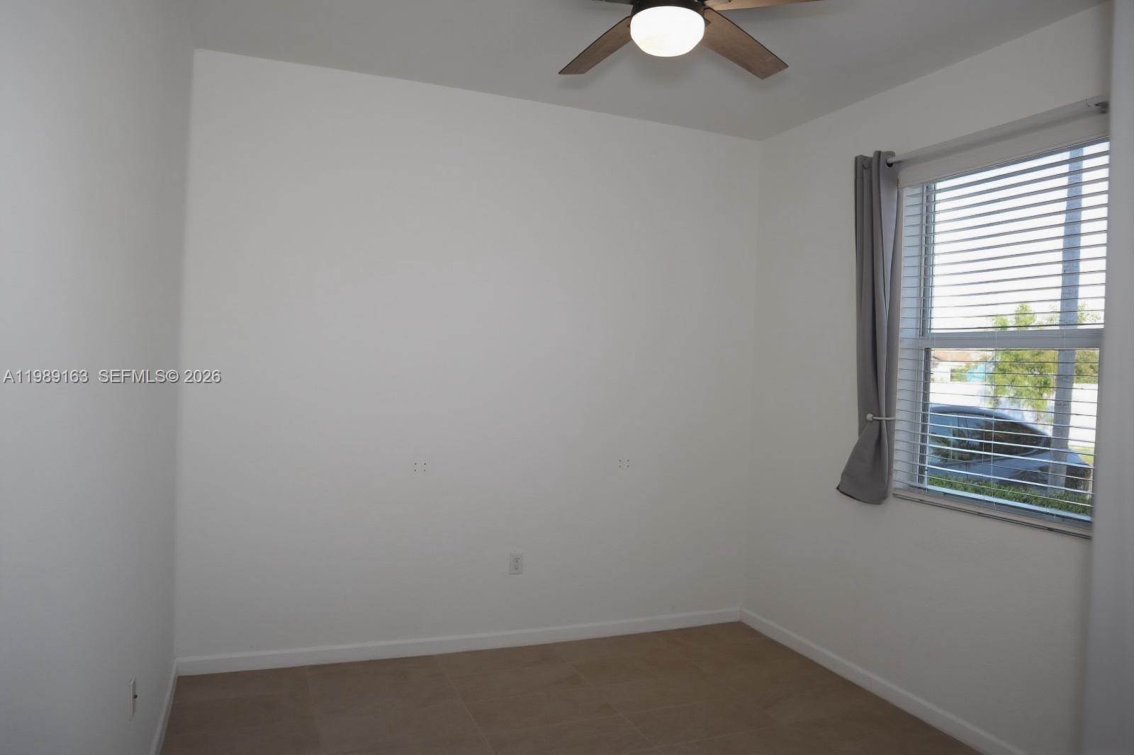 27440 Southwest 135th Ave Road, Unit 27440 Homestead, FL 33032 - Photo 10 of 24