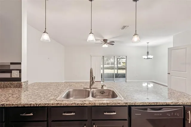 $2,195 | 9833 Hound Chase Drive, Gibsonton, FL 33534