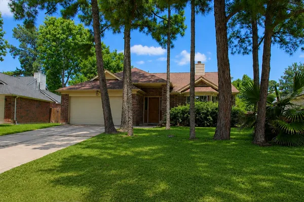 $299,900 | 80 Laughing Brook Court, The Woodlands, TX 77380