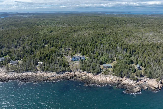 $2,900,000 | 360 Red Point Road, Swans Island, ME 04685