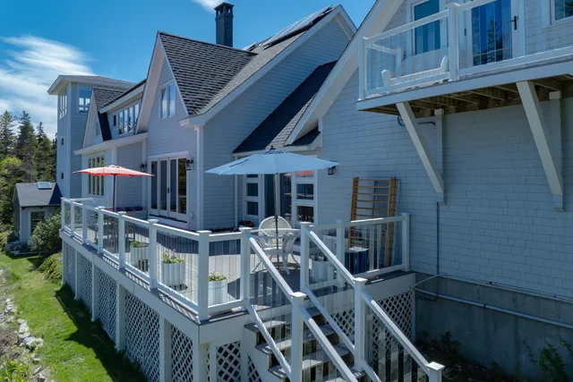 $2,900,000 | 360 Red Point Road, Swans Island, ME 04685