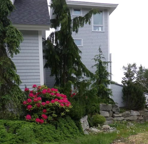 $2,900,000 | 360 Red Point Road, Swans Island, ME 04685