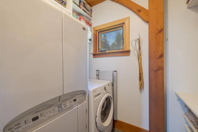 $2,900,000 | 360 Red Point Road, Swans Island, ME 04685