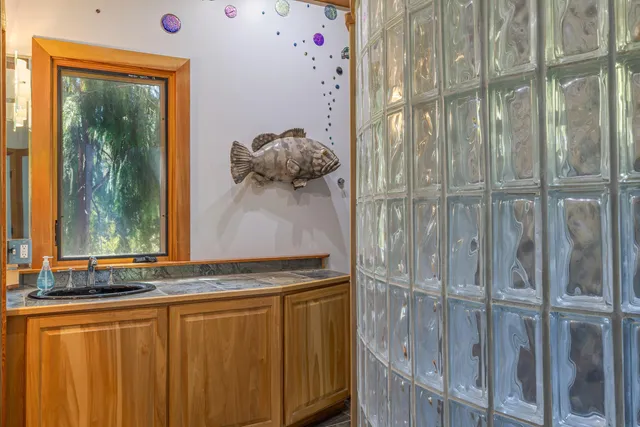 $2,900,000 | 360 Red Point Road, Swans Island, ME 04685