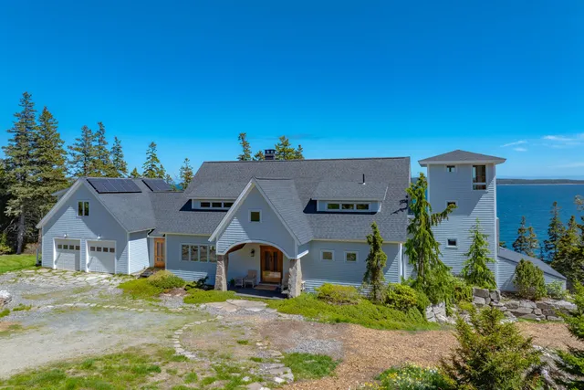 $2,900,000 | 360 Red Point Road, Swans Island, ME 04685
