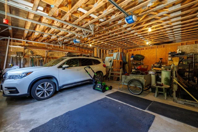 $2,900,000 | 360 Red Point Road, Swans Island, ME 04685