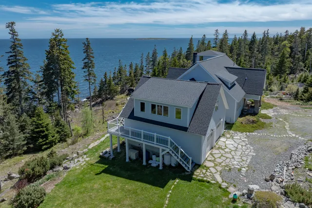 $2,900,000 | 360 Red Point Road, Swans Island, ME 04685