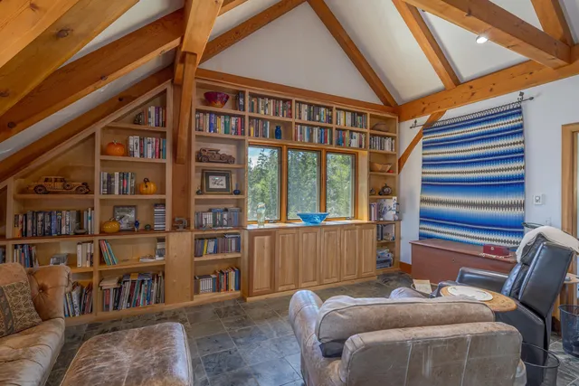 $2,900,000 | 360 Red Point Road, Swans Island, ME 04685