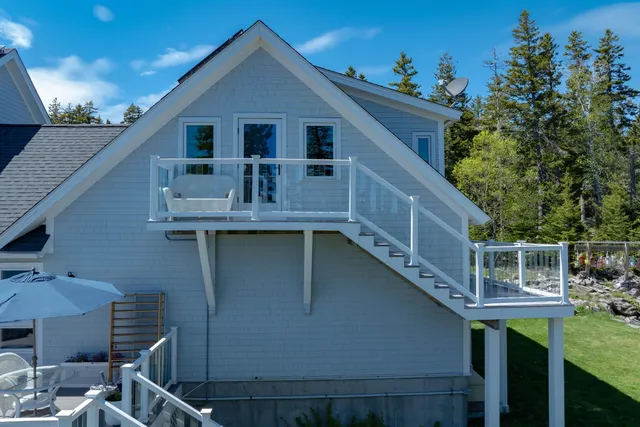 $2,900,000 | 360 Red Point Road, Swans Island, ME 04685