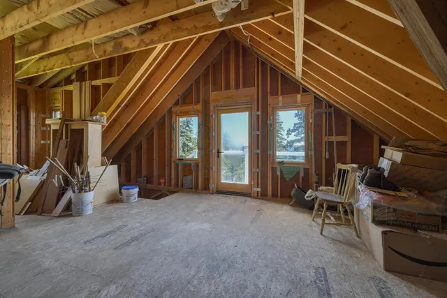 $2,900,000 | 360 Red Point Road, Swans Island, ME 04685