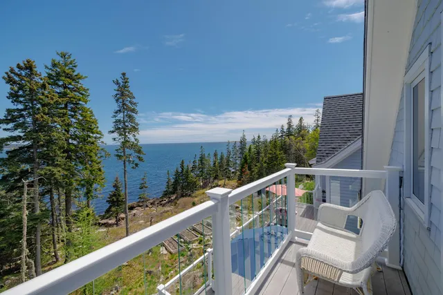 $2,900,000 | 360 Red Point Road, Swans Island, ME 04685