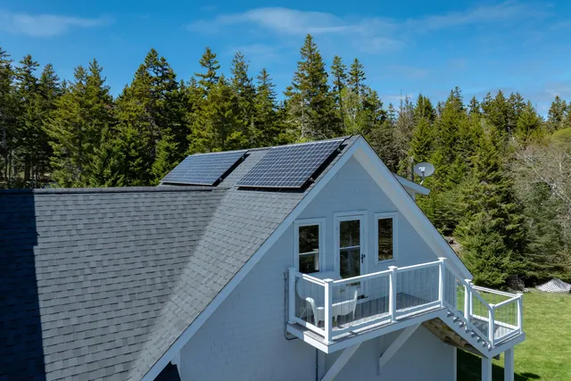 $2,900,000 | 360 Red Point Road, Swans Island, ME 04685