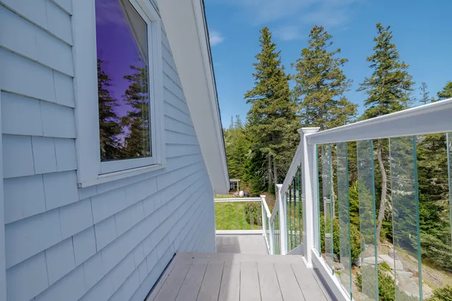 $2,900,000 | 360 Red Point Road, Swans Island, ME 04685