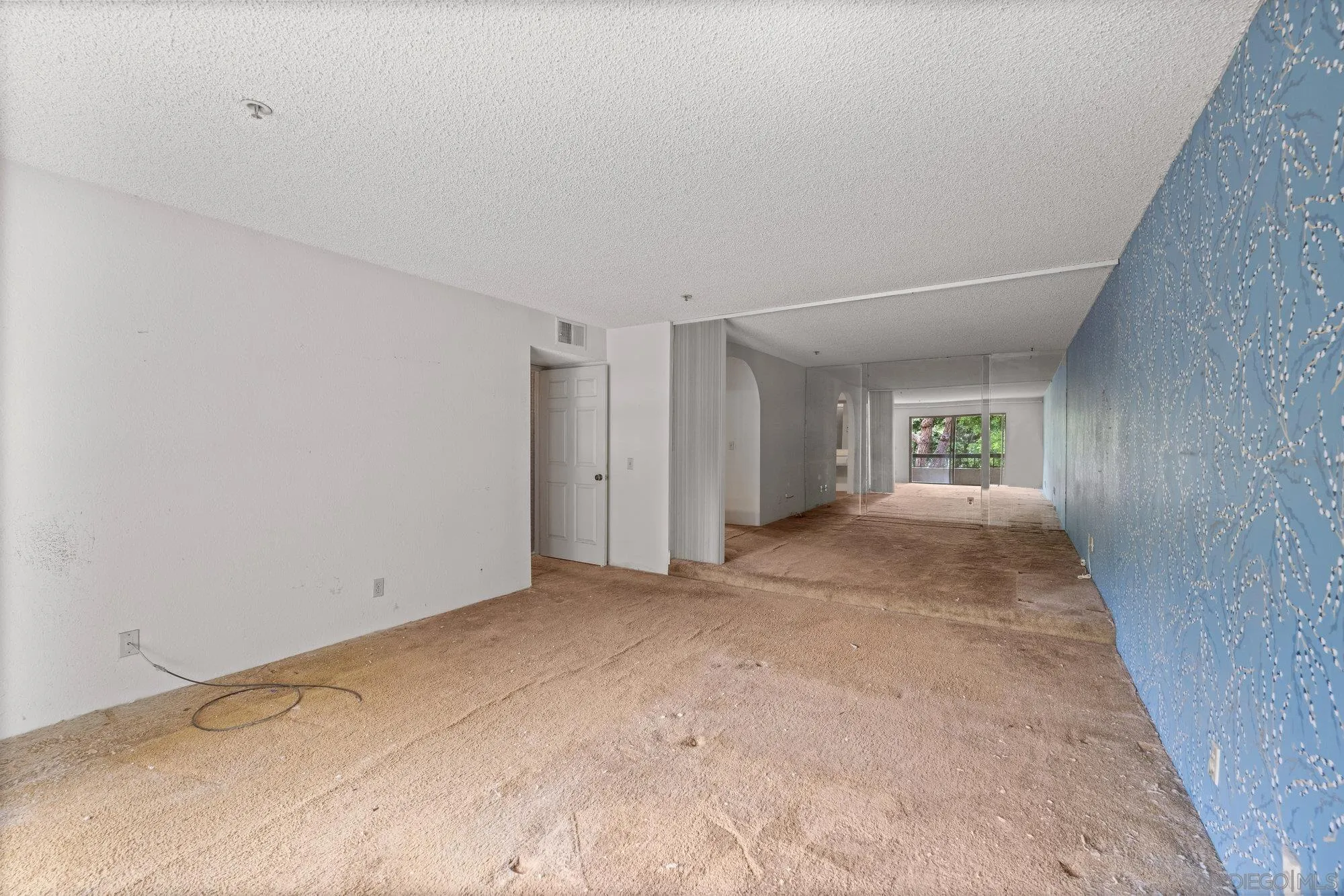 5665 Friars Road, Unit 232 San Diego, CA 92110 - Photo 28 of 30 a view of an empty room