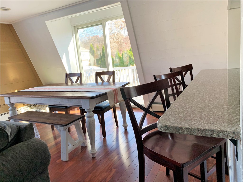 20 Woodridge Road Narragansett, RI 02882 - Photo 8 of 35 Gallery Image 8