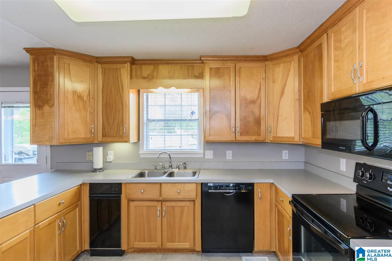 5700 Hickory Court Pinson, AL 35126 - Photo 11 of 31