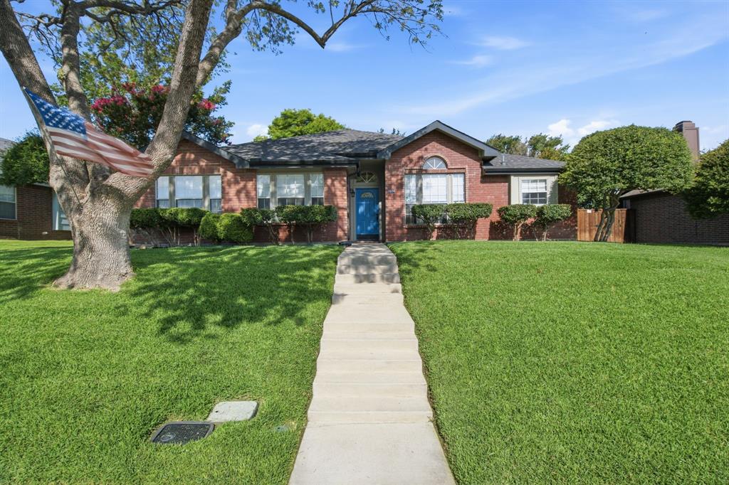 2074 Briarcliff Road Lewisville, TX 75067 - Photo 9 of 40 Front brick exterior