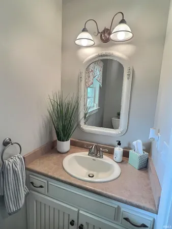 $669,900 | 19003 Highway 1, Spencerville, IN 46788
