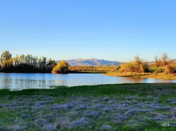 $1,640,000 | 2216 Swisher Road, Indian Valley, ID 83632