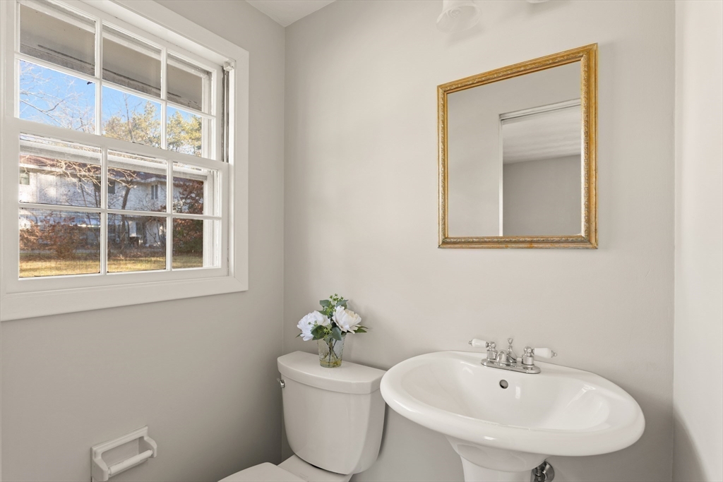 3 Fisher Road Chelmsford, MA 01824 - Photo 20 of 23