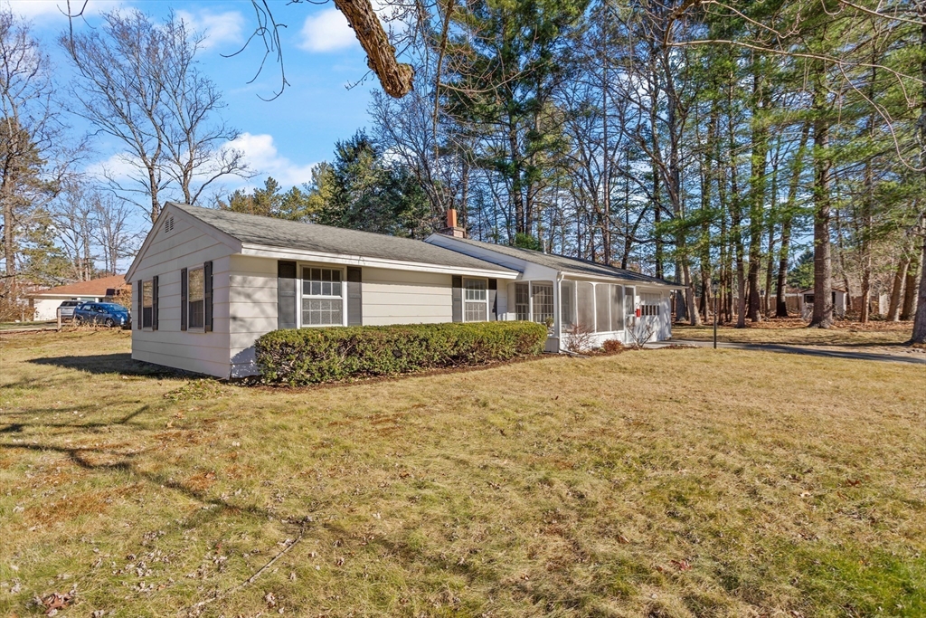 3 Fisher Road Chelmsford, MA 01824 - Photo 2 of 23