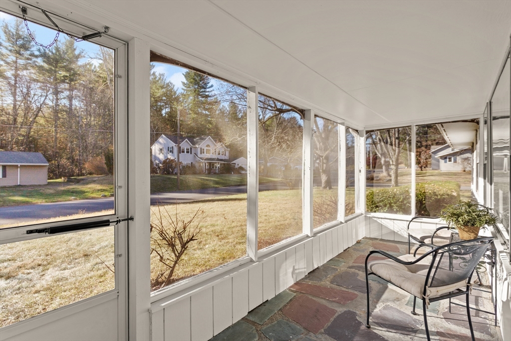 3 Fisher Road Chelmsford, MA 01824 - Photo 4 of 23