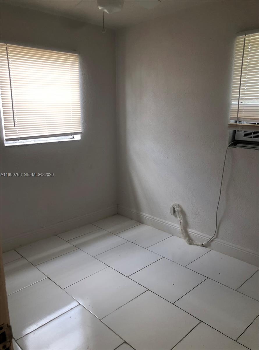 1548 Northwest 3rd Terrace Pompano Beach, FL 33060 - Photo 5 of 7