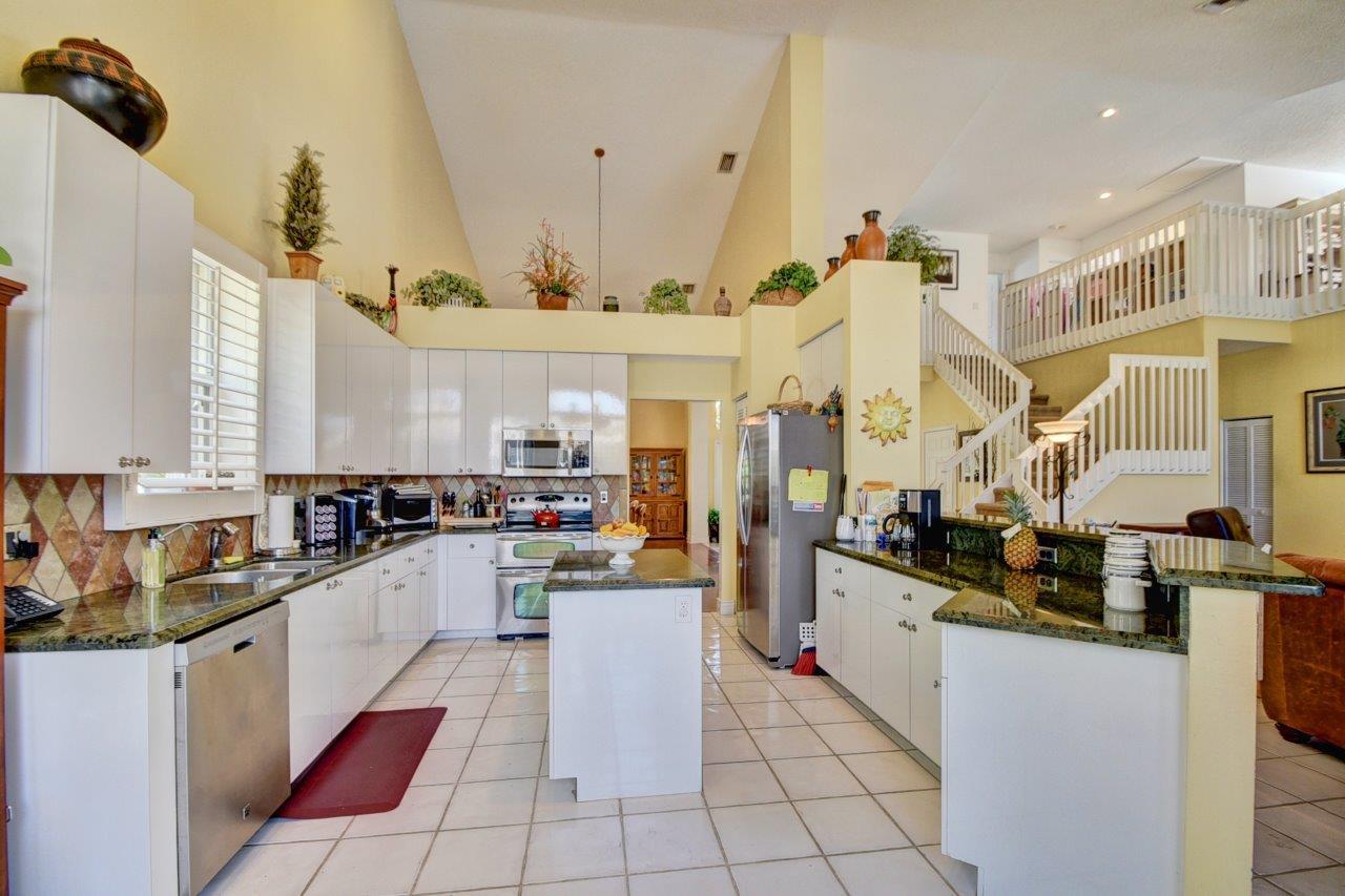 22311 Rushmore Place Boca Raton, FL 33428 - Photo 4 of 24 Lexington Kitchen 1