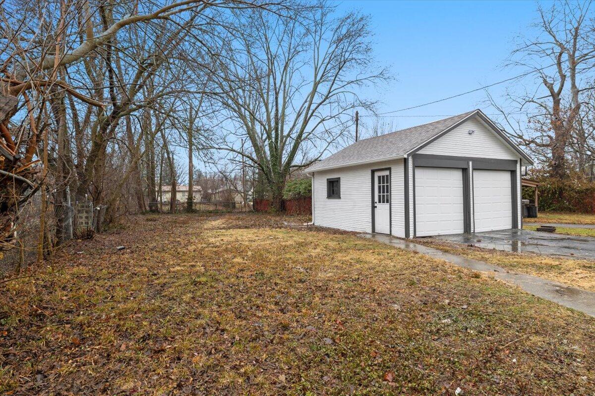 1063 Northridge Road Columbus, OH 43224 - Photo 24 of 28 26-Backyard