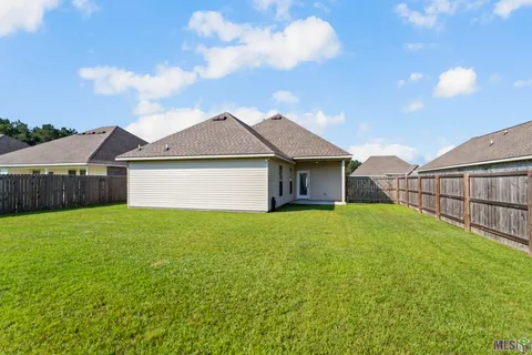 $245,000 | 23386 Odette Avenue, Denham Springs, LA 70726