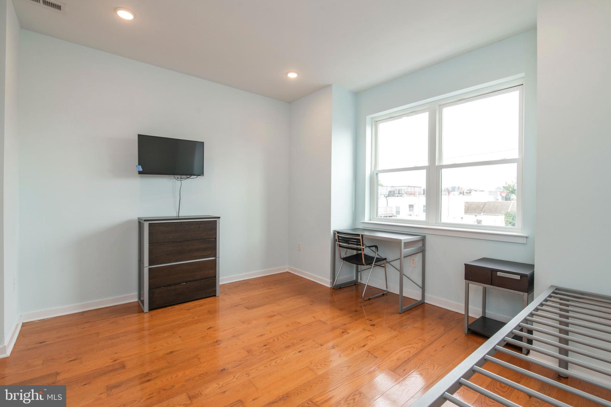 1517 West Seybert Street, Unit 2 Philadelphia, PA 19121 - Photo 12 of 37