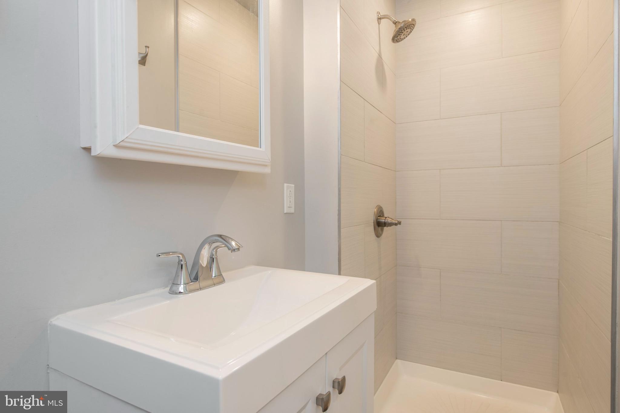 1517 West Seybert Street, Unit 2 Philadelphia, PA 19121 - Photo 18 of 37