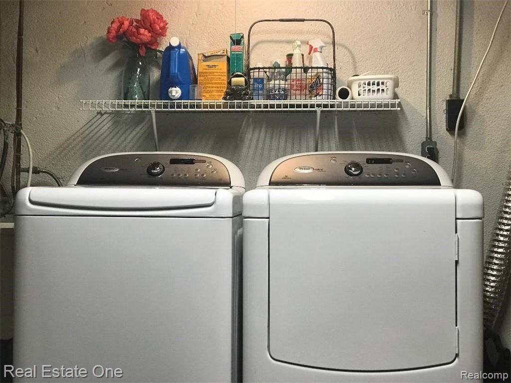 45119 Lemont Road Canton, MI 48187 - Photo 34 of 38 Whirlpool washer and dryer stay