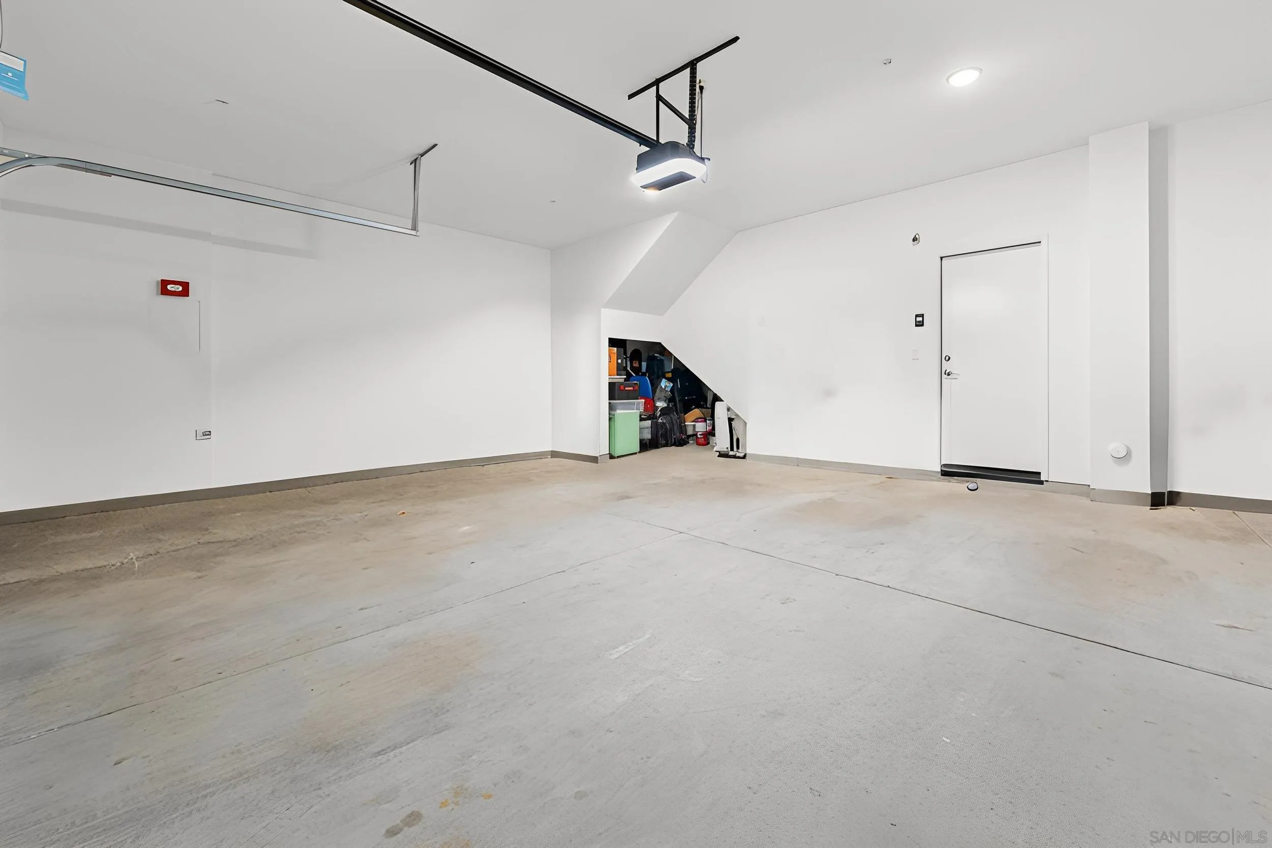 232 Perennial Place Fallbrook, CA 92028 - Photo 41 of 49 a view of a empty room