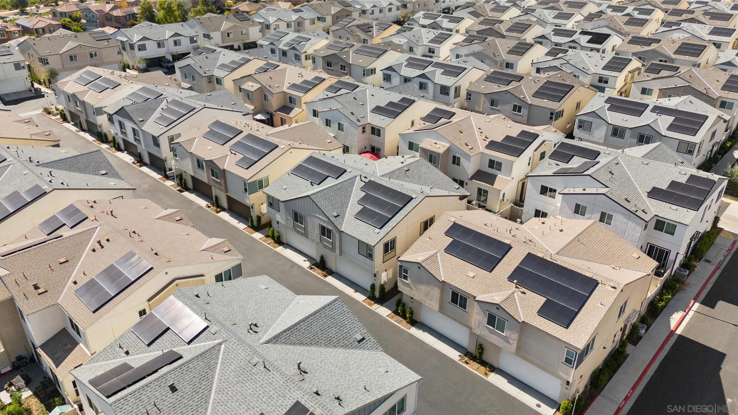 232 Perennial Place Fallbrook, CA 92028 - Photo 48 of 49 an aerial view of a building
