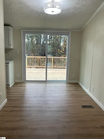 $199,500 | 162 Pleasant Cove Drive, Greer, SC 29651