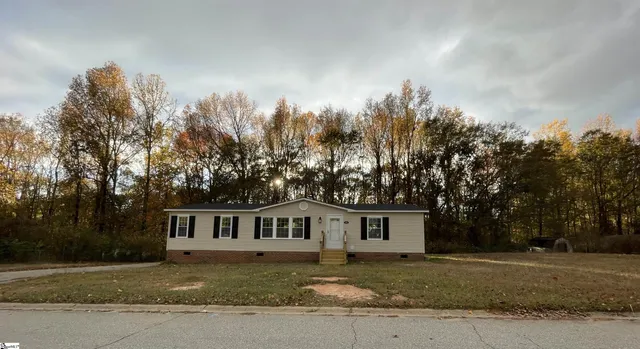 $199,500 | 162 Pleasant Cove Drive, Greer, SC 29651