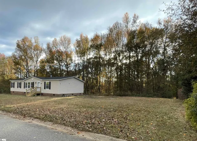 $199,500 | 162 Pleasant Cove Drive, Greer, SC 29651