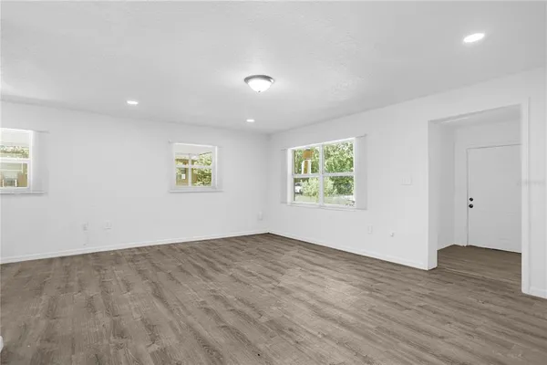 $1,599 | 516 Pitt Street, Wildwood, FL 34785