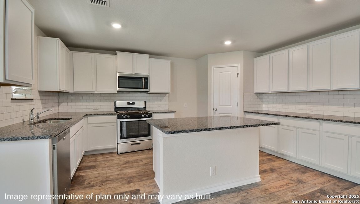 14633 Clay Rdg Run San Antonio, TX 78253 - Photo 6 of 53