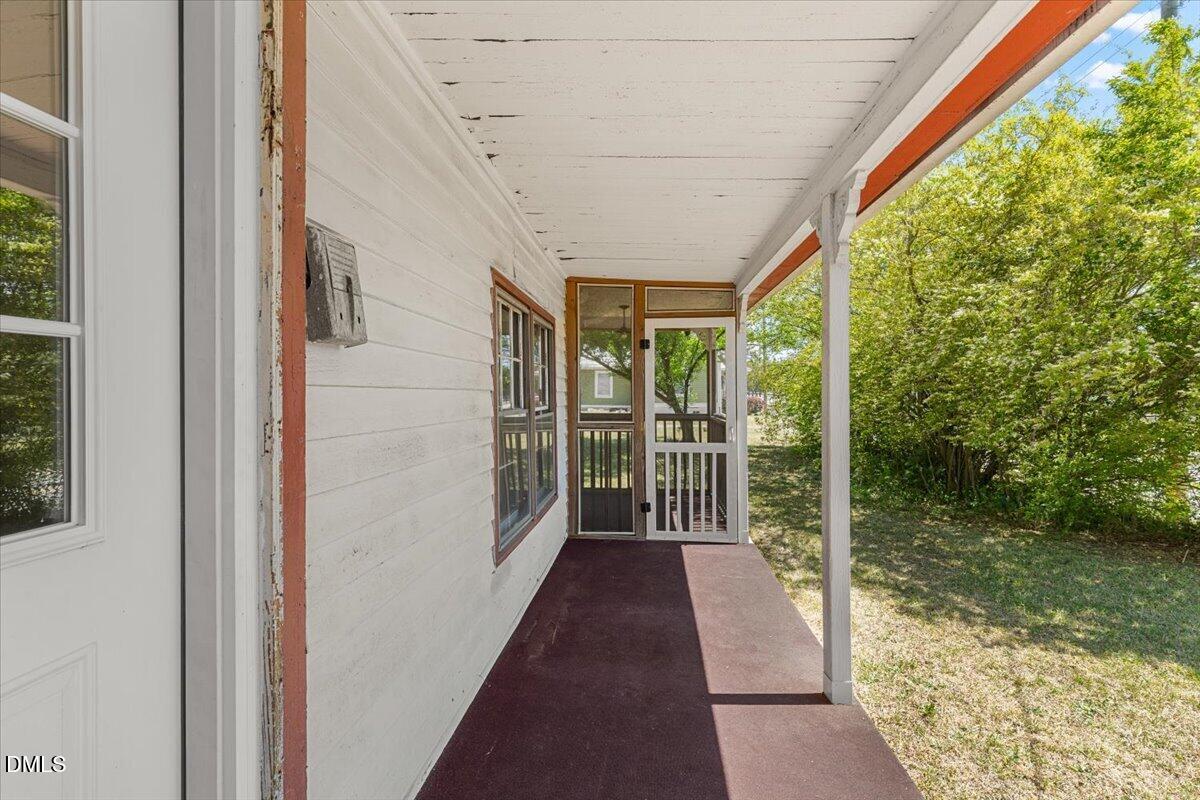 206 West Garner Road Garner, NC 27529 - Photo 2 of 32 03-206 W Garner Rd