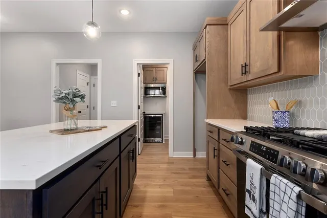 $599,950 | 13458 West 179th Terrace, Overland Park, KS 66013