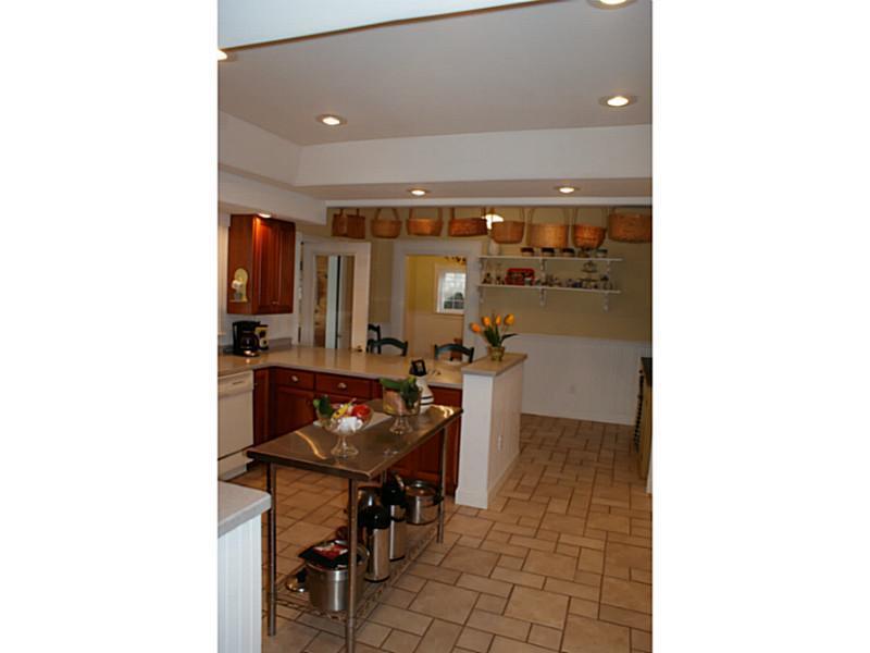 363 Sawyer Road Hampden, ME 04444 - Photo 7 of 35 Kitchen.