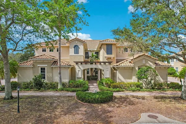 $459,900 | 1435 Emerald Dunes Drive, Sun City Center, FL 33573