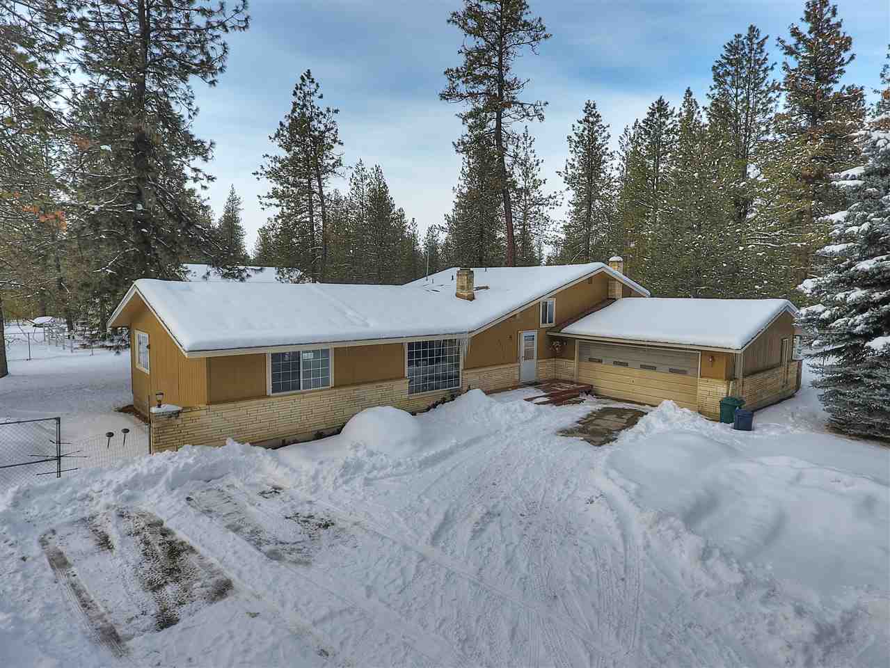 28111 North Piney Ridge Road Chattaroy, WA 99003 - Photo 1 of 20 Gallery Image 1