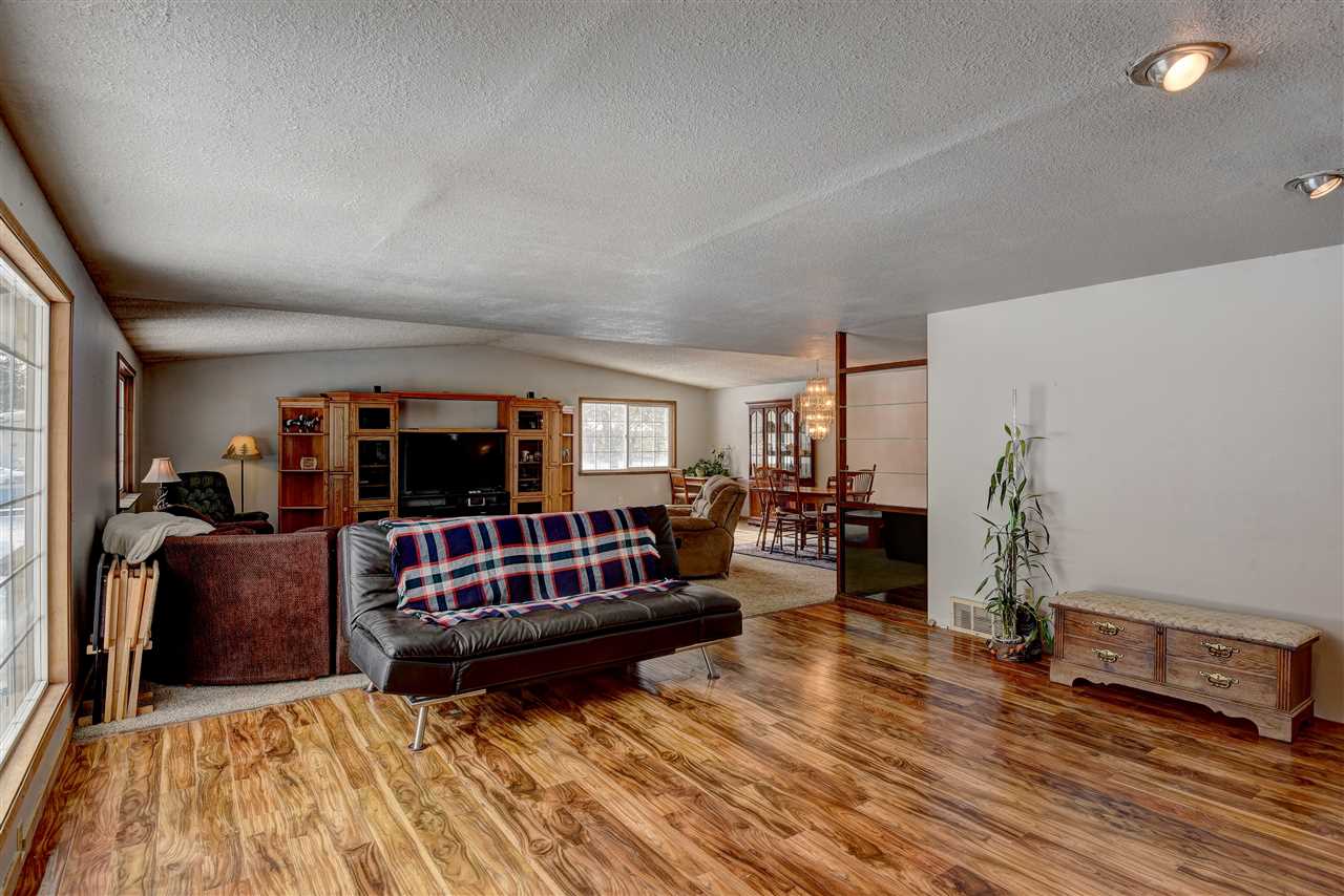 28111 North Piney Ridge Road Chattaroy, WA 99003 - Photo 2 of 20 Gallery Image 2