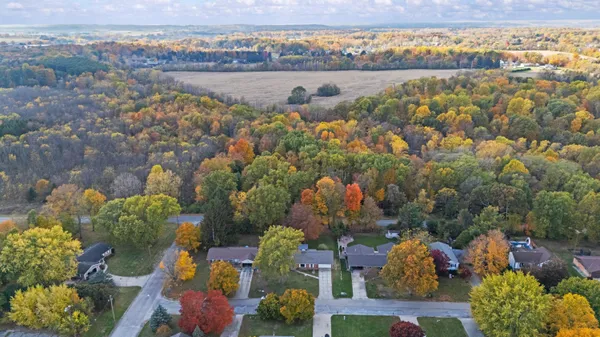 $337,000 | 1639 Sioux Trail, Niles, MI 49120