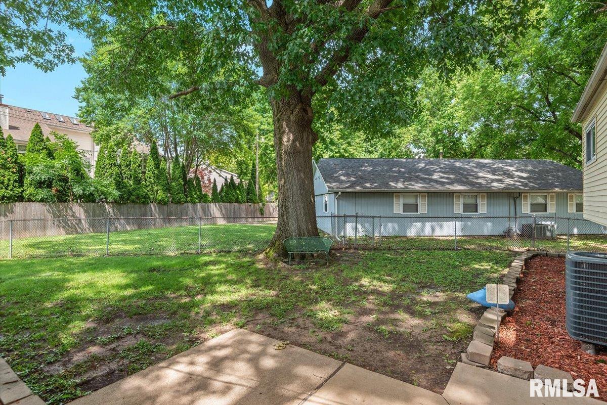62 North Oxford Road Springfield, IL 62702 - Photo 25 of 36