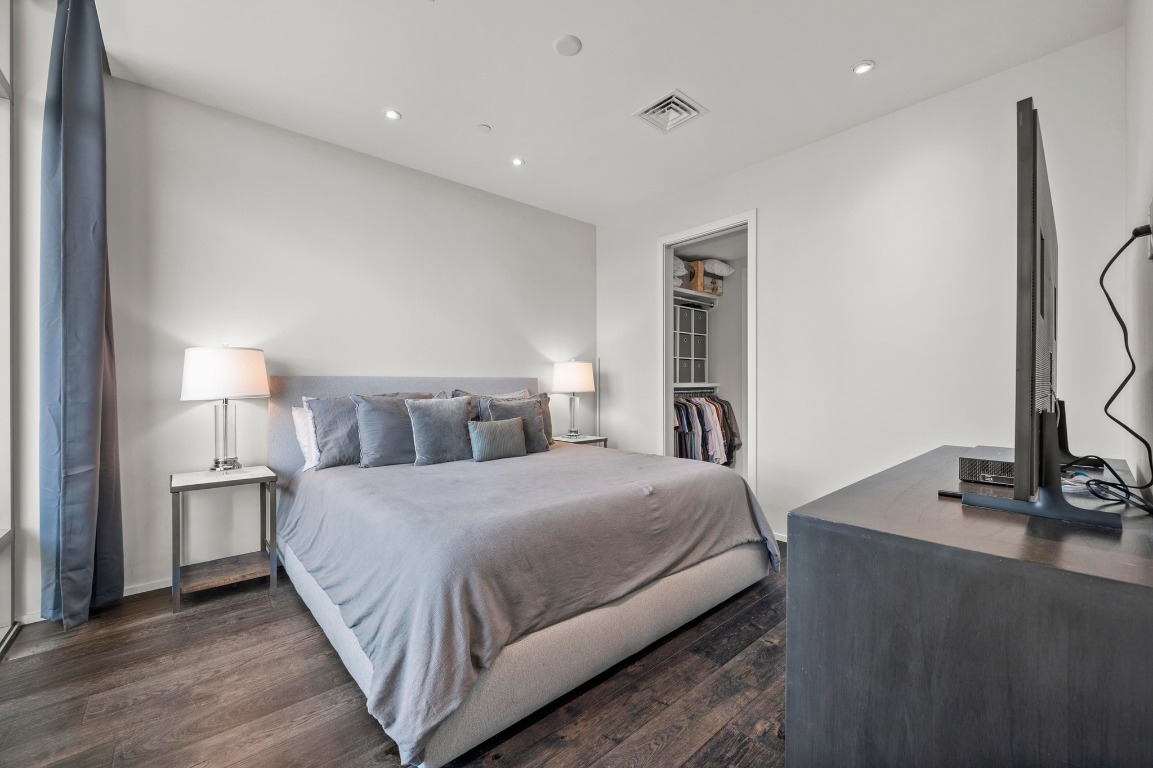 200 Congress Avenue, Unit 33BB Austin, TX 78701 - Photo 12 of 35